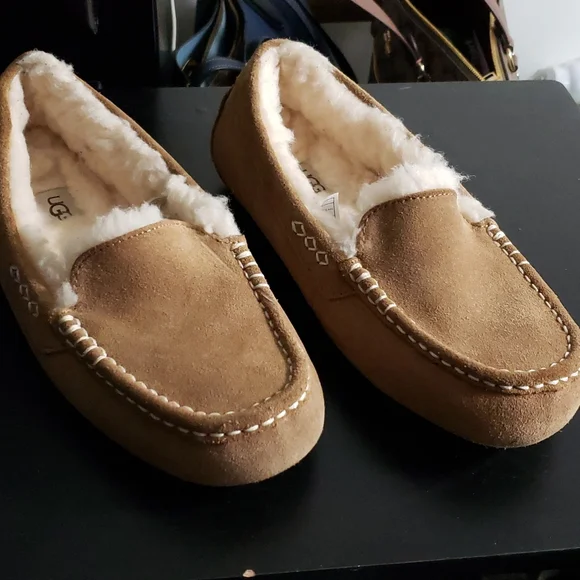UGG Shoes Ugg Slippers Size 9 Color Wheat Poshmark